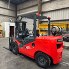 Horizon 5 Ton Forklift — photo 4
