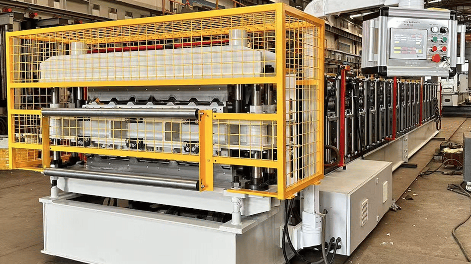 Double layer roll forming machine