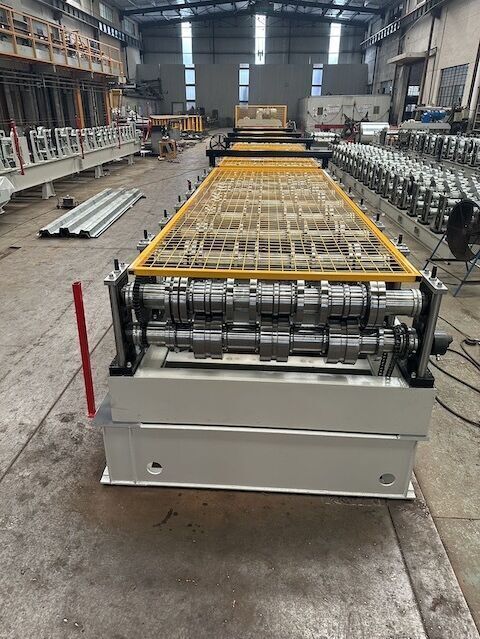 1.5” Wide Metal Roof Deck Roll Forming Machine