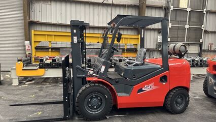 Horizon 5 Ton Forklift